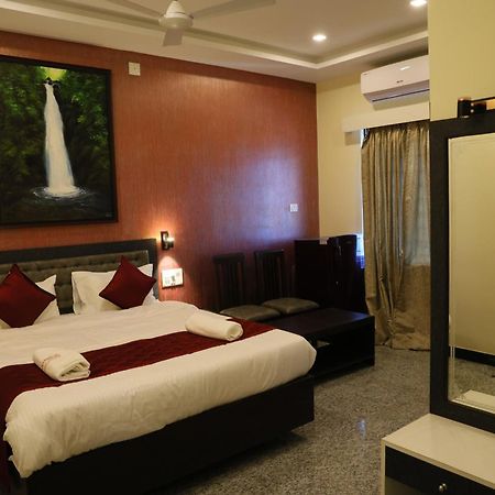 Hotel Ashlesh Manipal Extérieur photo