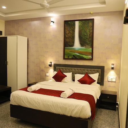 Hotel Ashlesh Manipal Extérieur photo