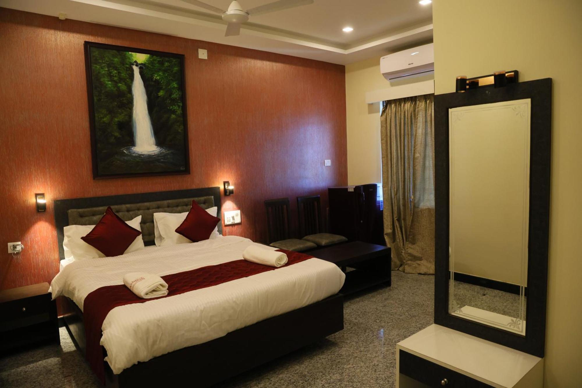 Hotel Ashlesh Manipal Extérieur photo