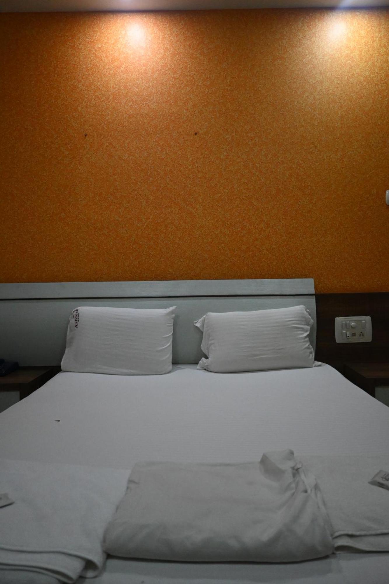 Hotel Ashlesh Manipal Extérieur photo
