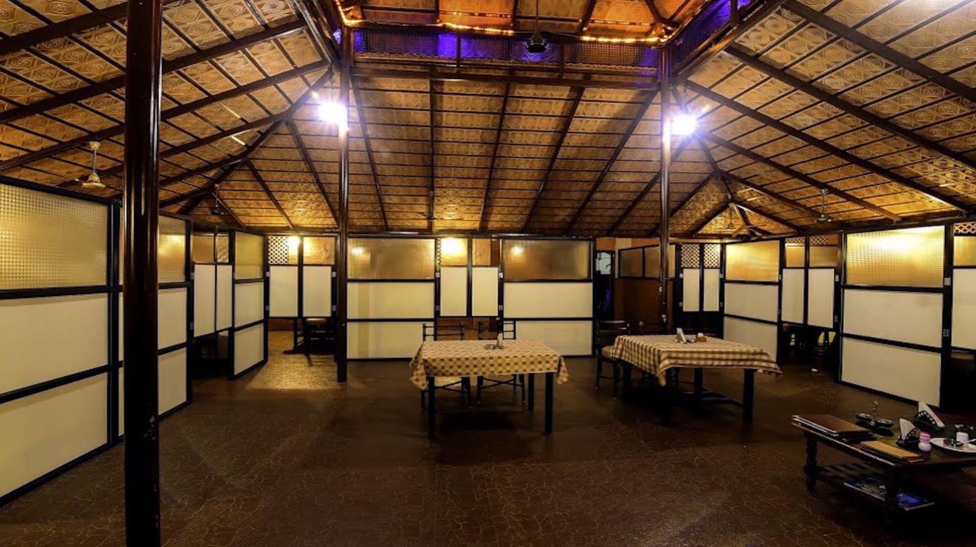 Hotel Ashlesh Manipal Extérieur photo